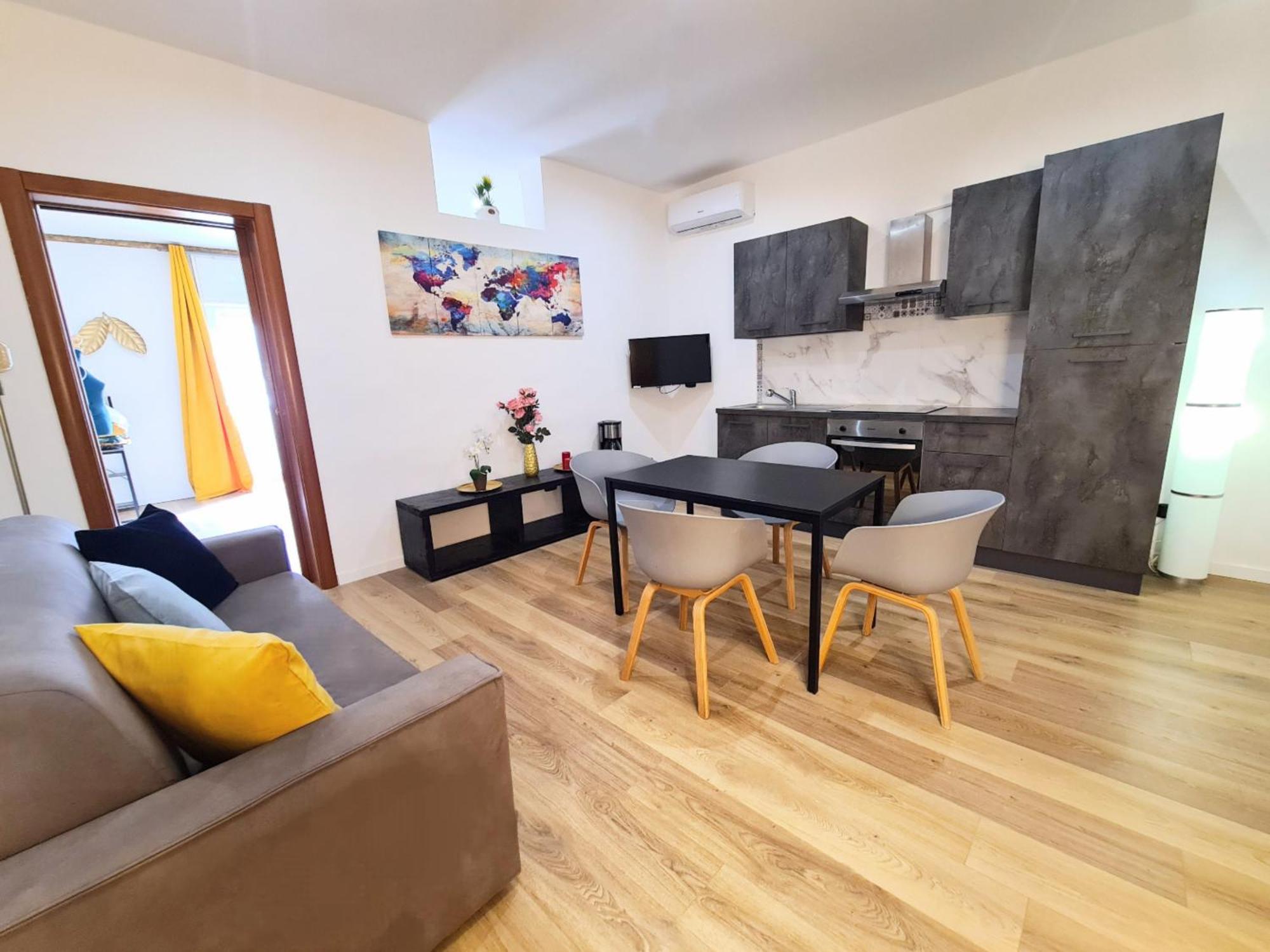 Luxury Flat In Center By The Sea Daire Bari Dış mekan fotoğraf